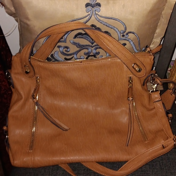Jessica Simpson Tote - Picture 4 of 4